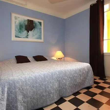 Aoc Sleeps 14 Pool Villa