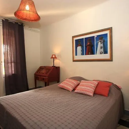 Aoc Sleeps 14 Pool * Bandol